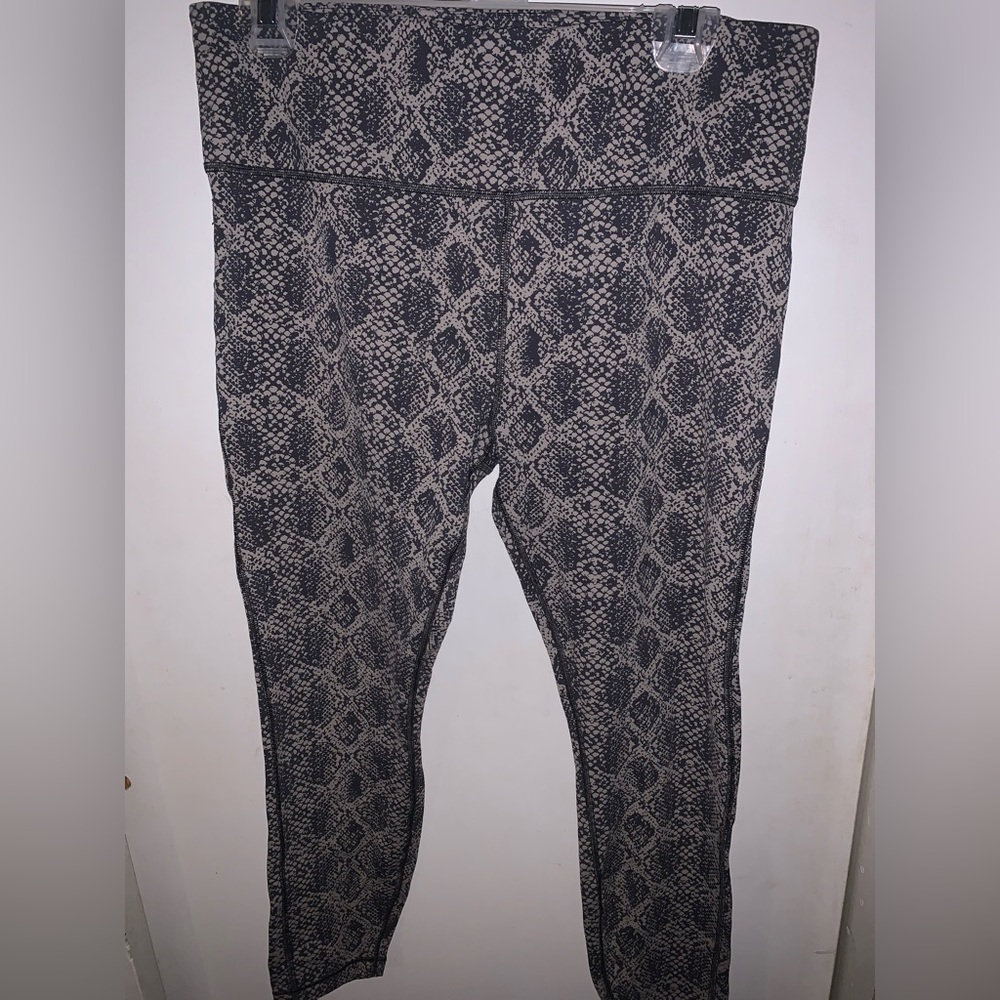 ATHLETA LEGGINGS